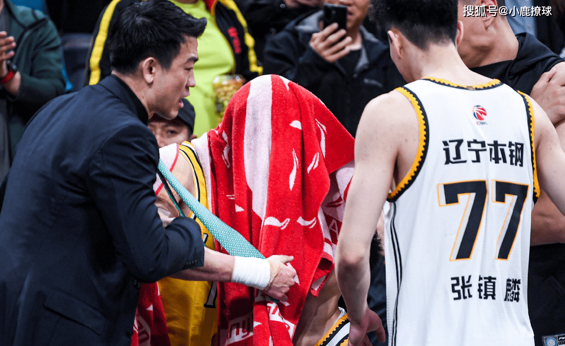 开云体育下载-今晚体能课后，广厦男篮强势反弹备战荷甲，震撼外界，阵容厚度经受考验